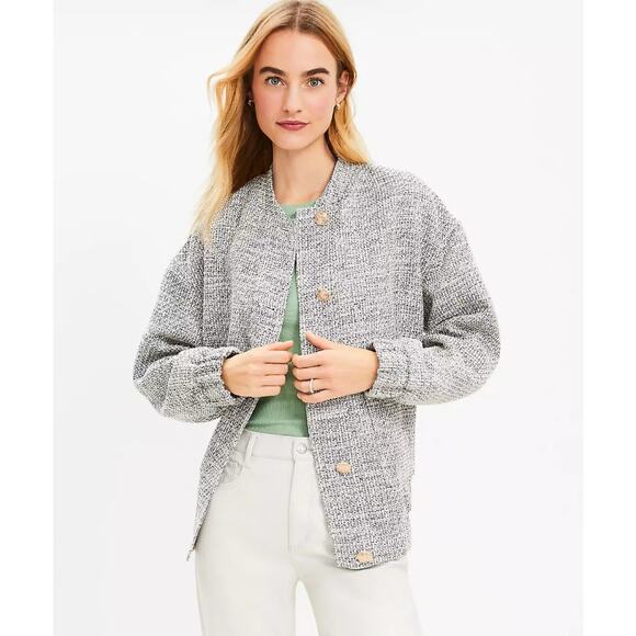 Loft Women's Oversized Tweed Button Front Bomber Jacket Size‎ M Gray Silver - Picture 1 of 13
